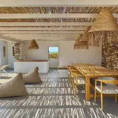 Farous seaside sunset villa