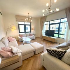 Beautiful 3 Bedroom Apartment in The Greens