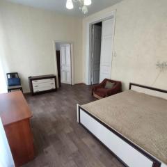 Apartment in the center of Odessa by the sea