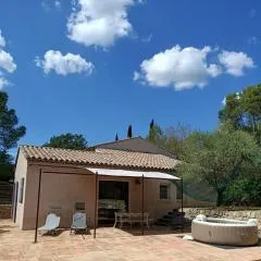Charmante Petite Maison & Whirlpool Privé sur Terrasse Plein SUD au Calme !