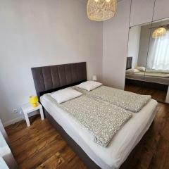 FIRST -- Green Żoliborz Apartment 4