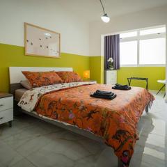 Seaside 2 bedroom modern family friendly flat