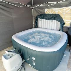 Open Mind Property - Hot Tub, 7 Beds & Free Parking