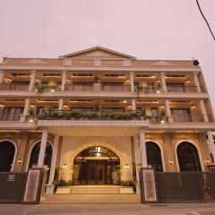 Grandeur Boutique Staycation