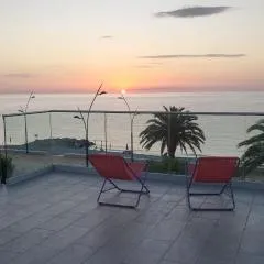 Fronte mare Levante - Houses & Flats