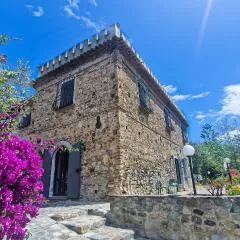 Il Castello degli Ulivi-Agriturismo in natura