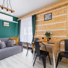 Apartment with Parking close to the Krupówki by Noclegi Renters