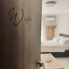 All Season - Winter Room
