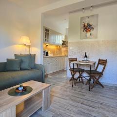 Ema Apartment