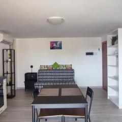 Julie house vip