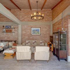 Casa con jardín en el centro