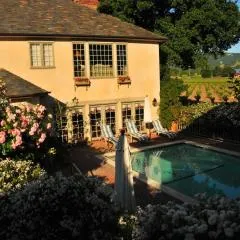 Vineyard Country Inn