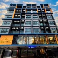 Metro Hotel Ratchada 36