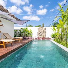 Sunny 2BR Villa with Private Pool in Canggu