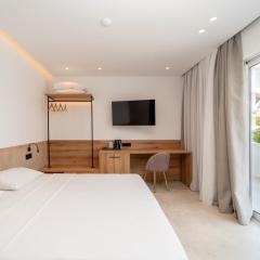 Paloma Seaesta Cabanas