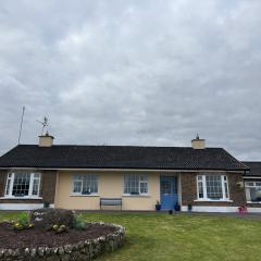 Small Remote Detached Room with Private Entrance