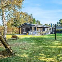 6 person holiday home in Væggerløse