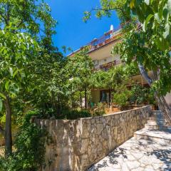 Apartment in Dramalj 5752