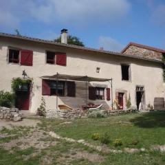 Charmant Gîte pour 4 avec Jardin, Animaux Bienvenus - FR-1-496-191