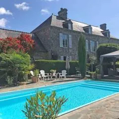 Gîte tout confort avec piscine chauffée, jardin et terrasse, idéal pour curistes et randonneurs - FR-1-497-199