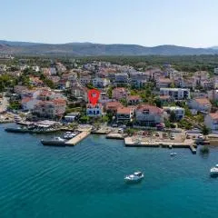 1 Bedroom Lovely Apartment In Brodarica