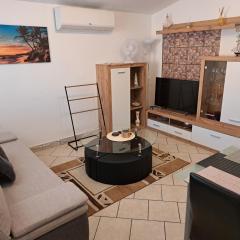 Apartment Sany 2 with jacuzzi
