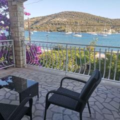 Two-Bedroom Apartment in Vinisce I