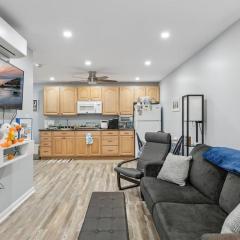 5600 Seaview Ave, Unit 4