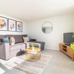 Incredible Sea View 2 bedroom Beach Apartment