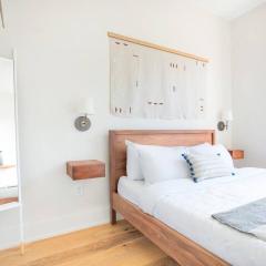 Annabelle 2D Downtown 2 BR 2BA near City Market