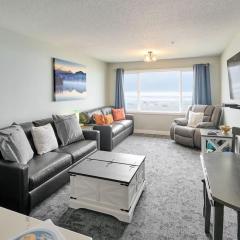 Remodeled Oceanfront Suite - Pool, Sauna, and Ocean Views