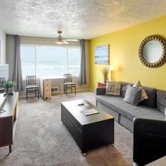 Beachfront Suite - Second Floor - Sleeps 4 - Pool and Sauna