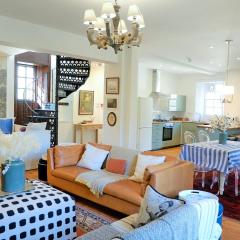 The Royal Apartment - Uk31086