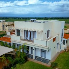 Pazuri Holiday Homes Host