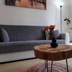 Modern Apartment 15-min-to-Venice