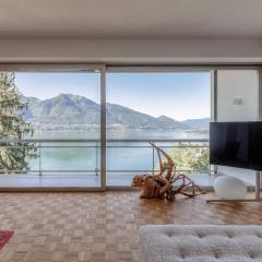 Chiar di Luna by Quokka 360 - loft with view of Lake Maggiore
