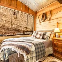 Ohio Starlight Glamping Cabins - A Peaceful Woodland Retreat