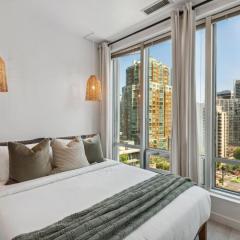 Cityview Suite near Robson Square and Canada Place for 6 Guests