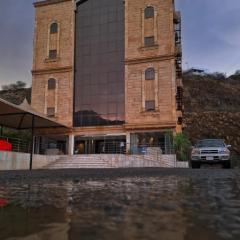 شقق فور هوم المخدومة Four Home