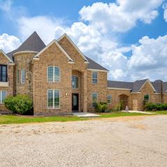 Sprawling Countryside Home in Dallas Area