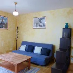 Appartement chaleureux pour randonnées au Pays d'Huriel - FR-1-489-418