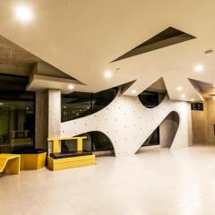 B2 Phuket Boutique & Budget Hotel