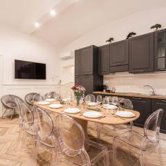 The Best Rent - Elegant five-bedrooms apartment near Colosseo