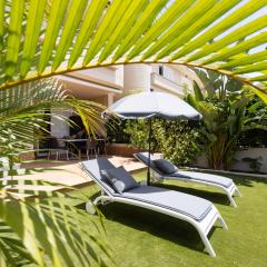 Home2Book Relaxing Stay with Terrace & Pool