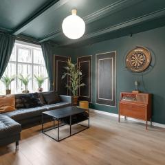 Stylish 2-Bedroom Apartment in a Cozy Neighborhood