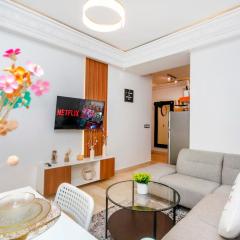 Au cœur du centre ville Gueliz a coté de Carre Eden et Plaza