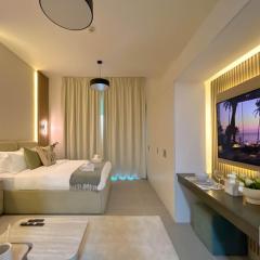 Your Fav Studio Getaway l Pool, Gym & Parking!