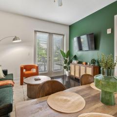 Cozy 1BR Near Beltline with Desk, Balcony & Parking