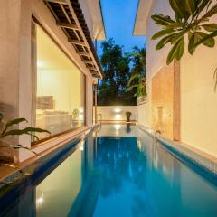 Amrao - A Lindsay Manor