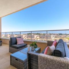 Moderno apartamento vacacional con terraza grande